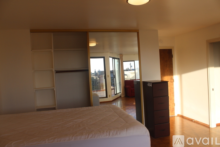 1232 28th Avenue, Unit 1232 Rental photo 2